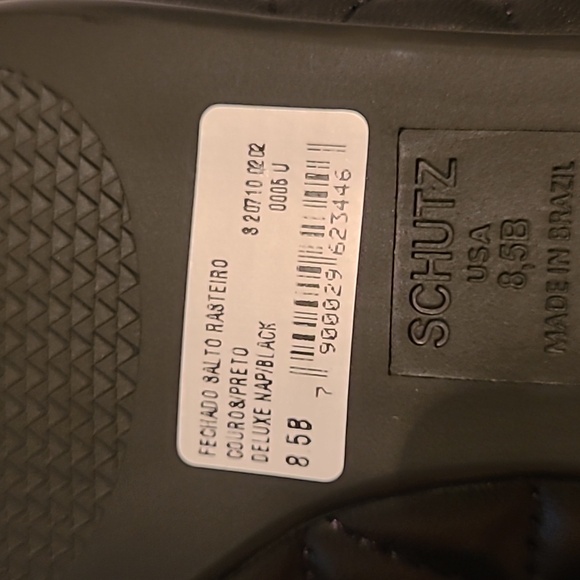 Black slip on shoes - Picture 2 of 4